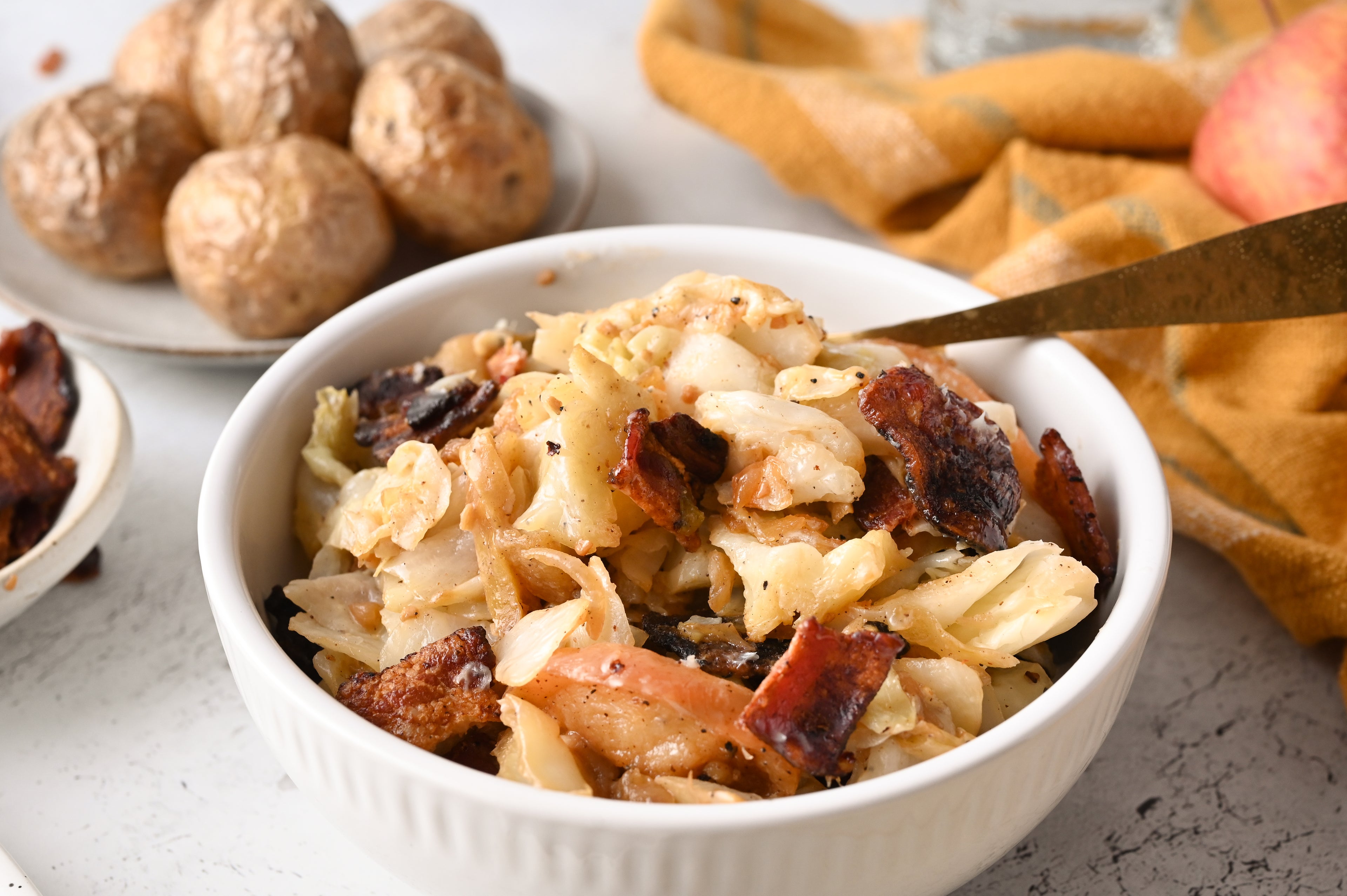 Fried Cabbage and Bacon (One Pan Cabbage and Bacon)